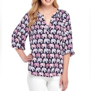 💕2 for $20 sale💕 Crown & Ivy 3/4 Sleeve V-Neck Pullover Blouse